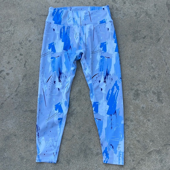 Buffbunny Collection Pants - BuffBunny Women's Blue/Grey Splatter Design Capri Workout Leggings Size XL